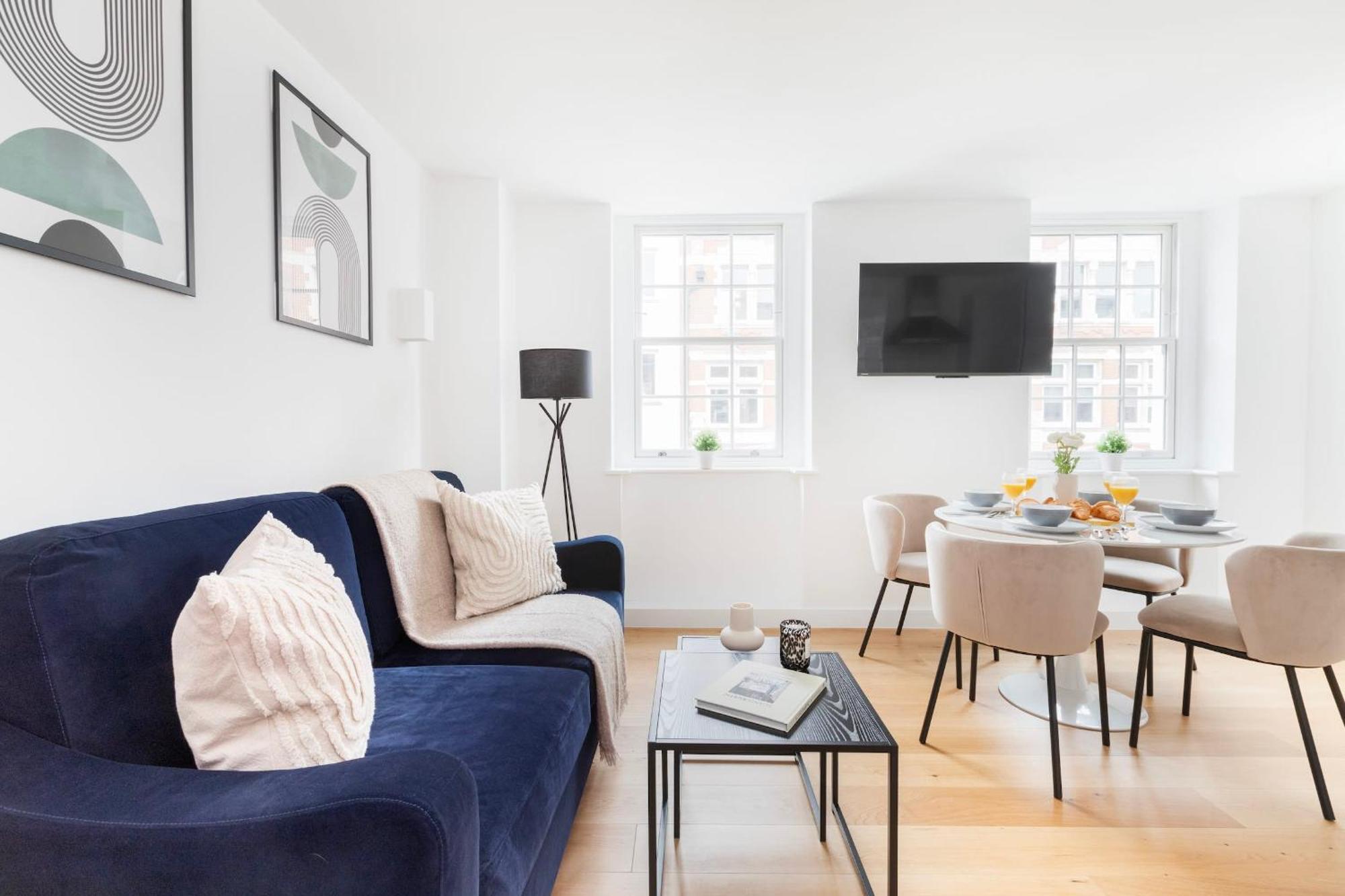 Fitzrovia With Balcony - Cityapartmentstay Λονδίνο Εξωτερικό φωτογραφία
