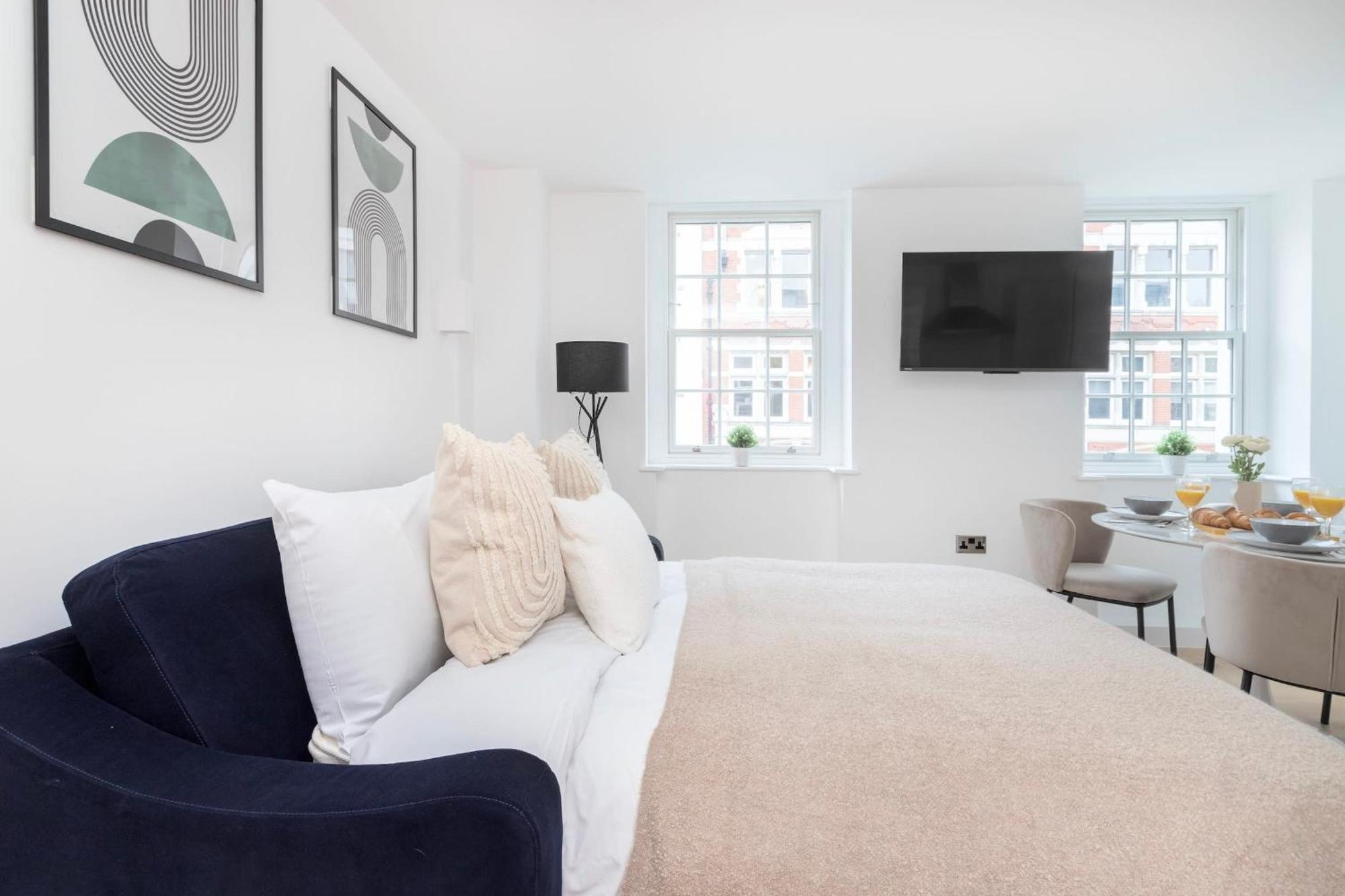 Fitzrovia With Balcony - Cityapartmentstay Λονδίνο Εξωτερικό φωτογραφία