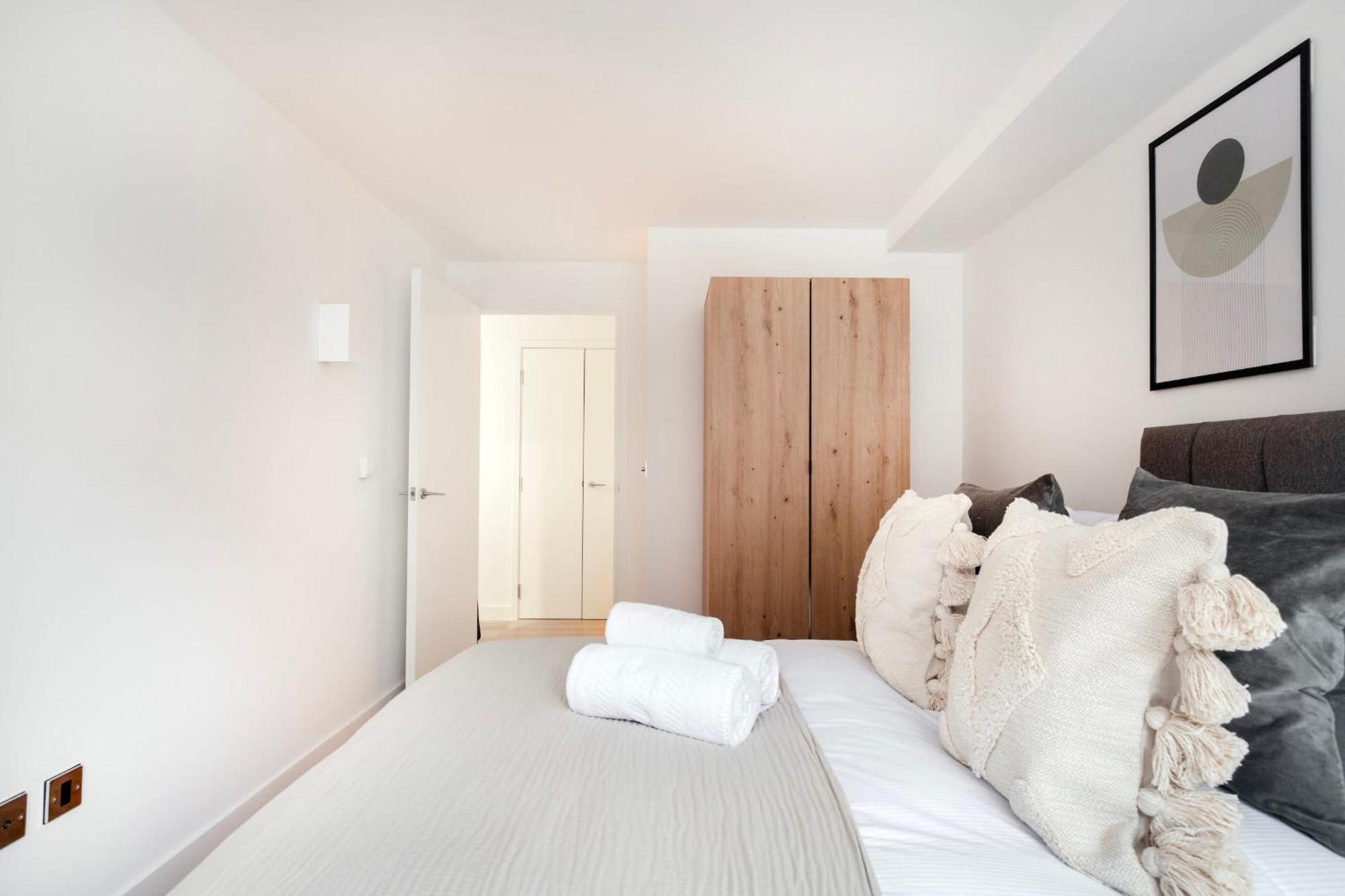 Fitzrovia With Balcony - Cityapartmentstay Λονδίνο Εξωτερικό φωτογραφία