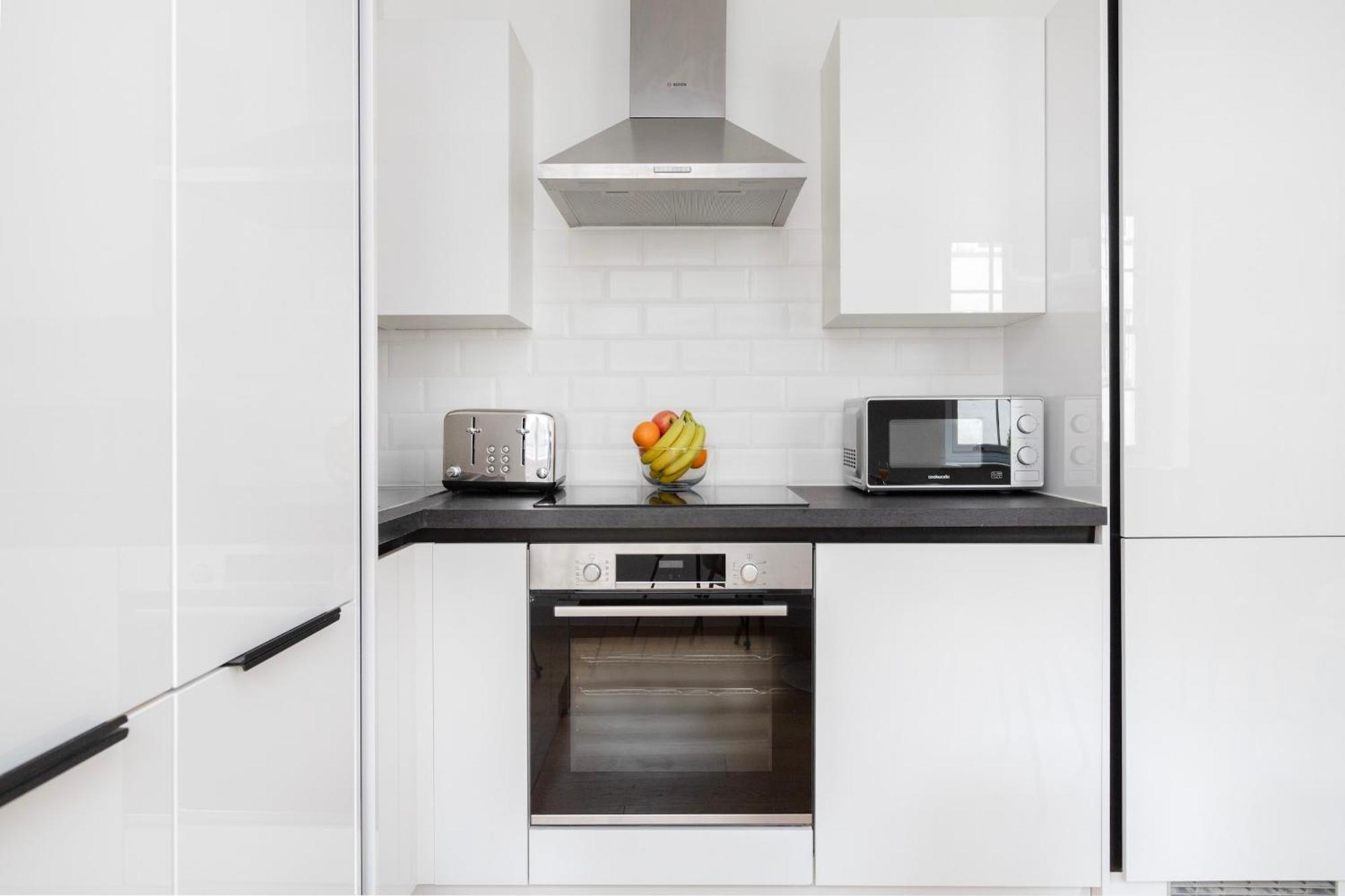 Fitzrovia With Balcony - Cityapartmentstay Λονδίνο Εξωτερικό φωτογραφία